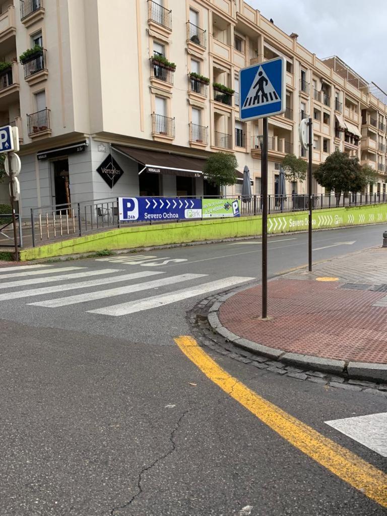 Caballerizas Con Parking Gratuito En Pleno Centro Pangsapuri